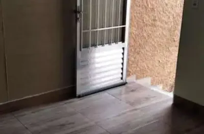 Casa com 1 quarto para alugar na Rua Clotilde Angelis, 60, Jardim Bichinhos, São Paulo