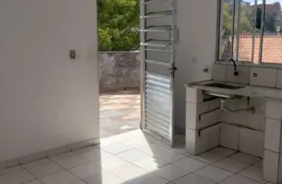Casa com 1 quarto para alugar na Rua Juma, 15, Jardim Kika, São Paulo