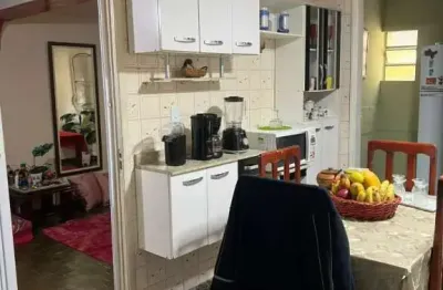 Casa à venda na Rua Michel Besson, Jardim Silveira, São Paulo