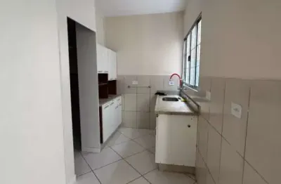 Casa com 1 quarto para alugar na Rua Áurea Eliza Pereira Valadão, 08, Jardim Guanhembu, São Paulo