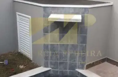 Casa à venda no condomínio jardim residencial viena