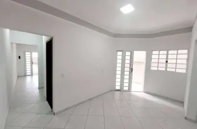 Sobrado à venda em indaiatuba-sp, jardim hubert! 4 quartos, 1 sala, 2 banheiros, 2 vagas de garagem, 187,50 m².