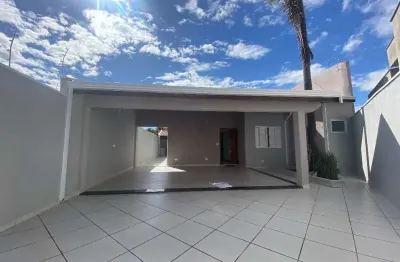Casa à venda em Indaiatuba-SP, Jardim Belo Horizonte: 2 quartos, 1 suíte, 2 salas, 1 banheiro, 2 vagas, 137,65m²!