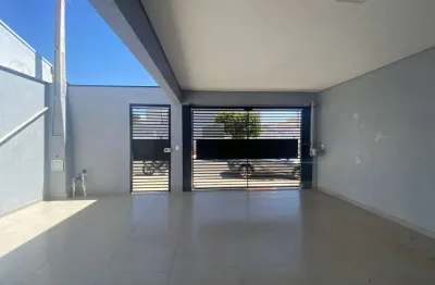 Casa à venda em indaiatuba-sp, parque residencial sabiás: 3 quartos, 1 suíte, 2 salas, 1 banheiro, 2 vagas de garagem!