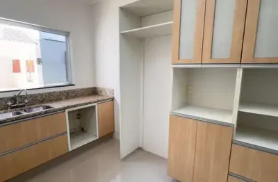 Casa à venda em Indaiatuba, Vila Borghese, com 4 suítes, com 359 m², Villa Borguese