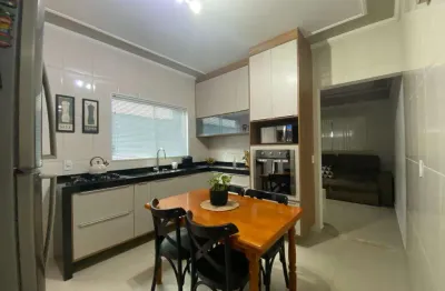 Casa à venda em Indaiatuba, Jardim Morumbi, com 2 quartos, com 111 m²