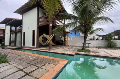 Casa com uma vista linda para o canal e vaga navegável na ogiva, cabo frio