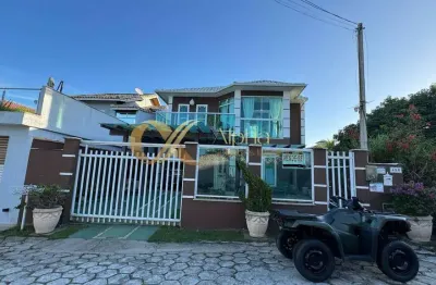 Casa duplex com 2 quartos (1 suíte) condomínio dos pássaros - cabo frio/ rj