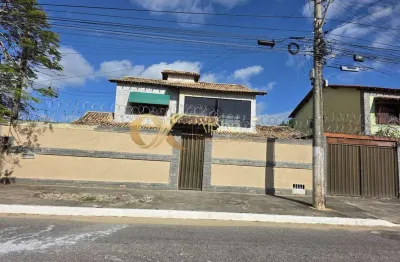 Casa à venda duplex com 3 quartos, sendo 1 suíte - araruama/rj