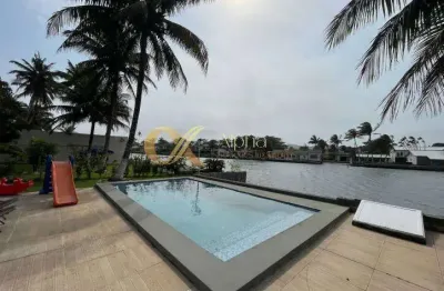 Casa contemporânea com 1500 m² de terreno em canal navegável em cabo frio - rj.
