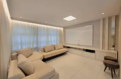 Casa de 4 quartos sendo 3 suítes. condomínio enjoy, recreio dos bandeirantes