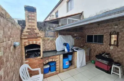 Casa de 2 quartos, espaço gourmet. condomínio vida boa, campo grande