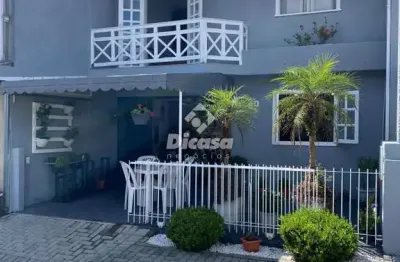 Casa em condomínio fechado com 3 quartos à venda na rua edvino antônio deboni, 482, fazendinha, curitiba, 80 m2 por r$ 550.000