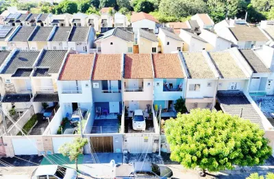 Casa solta duplex, 3 quartos no bairro Lagoa Redonda - Fortaleza - CE