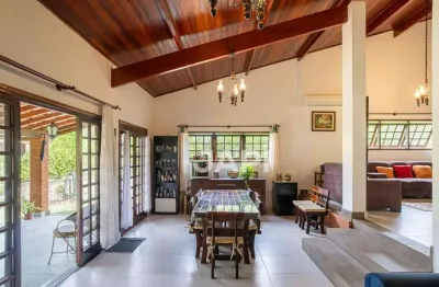Casa com 3 dormitórios à venda, 361 m² por r$ 1.480.000,00 - medeiros - itupeva/sp