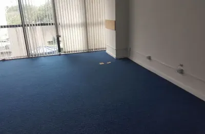 Sala comercial com 1 sala para alugar na Rua Emiliano Perneta, 297, Centro, Curitiba
