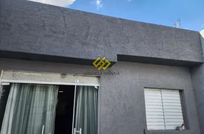 Casa com excelente acabamento e estrutura pronta para morar.