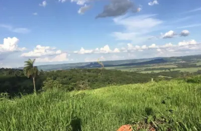 Terreno à venda no Centro, Claraval 
