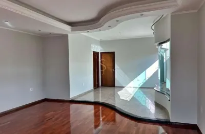 Casa com 3 quartos à venda na Vila Totoli, Franca 