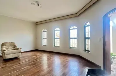 Casa com 3 quartos à venda no São José, Franca 
