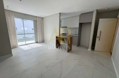 Apartamento mobiliado à venda c/ 2 dormitórios, sendo 1 suítes - estreito