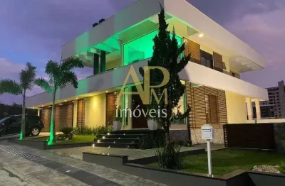 Casa nova à venda no pedra branca com 3 suítes e 722m de terreno.