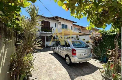 Sobrado a venda com 3 dormitórios + home office na barra do aririu/ palhoça
