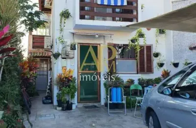 Sobrado a venda com 3 dormitórios + home office na barra do aririu/ palhoça