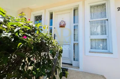 Casa à venda com 05 dormitórios e espaço independente no estreito