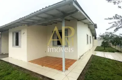 Casa à venda ampla: 4 dormitórios (1 suíte), a 180m do mar - praia de fora