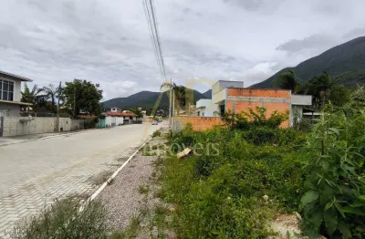 Terreno à venda com 300m² e escritura pública, na praia do pontal - palhoça
