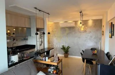 Apartamento à venda: 3 dorm (1 suíte) + 2 vagas e vista mar/ jardim cidade
