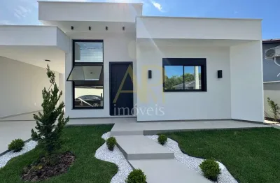 Casa térrea sozinha no terreno: 3 dorm (1 suíte), amplo quintal- Bosque SJ