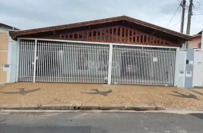 Casa com 3 quartos à venda na rua josé estevão teixeira mendes, 132, jardim londres, campinas, 246 m2 por r$ 850.000