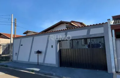 Casa com 4 quartos à venda no jardim garcía, campinas , 217 m2 por r$ 760.000