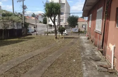 Terrenos com potencial construtivo em excelente localização