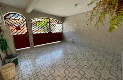 Casa com 3 quartos à venda na Avenida Paraguaçu Paulista, 600, Jardim Ana Estela, Carapicuíba