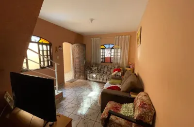 Casa com 3 quartos à venda na Avenida Paraguaçu Paulista, 600, Jardim Ana Estela, Carapicuíba