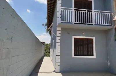 Casa 2 quartos e 2 vagas no tijuco preto - vargem grande paulista.