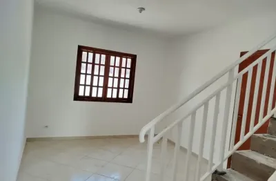 Casa 2 quartos e 2 vagas no tijuco preto - vargem grande paulista.