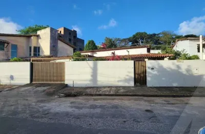 Casa em condomínio colina da fonte com 4 quartos e 2 suítes com piscina privativa e 3 vagas para venda  em itapuã
