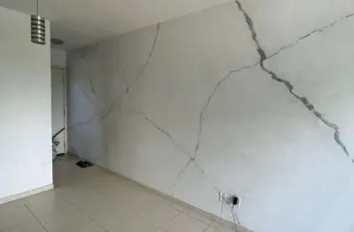 Apartamento com 2 quartos e 1 suíte varanda 1 vaga de garagem infraestrutura completa em lauro de freitas para venda no condomínio jardins lauro