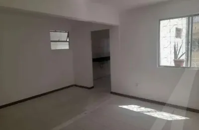 Apartamento com 3 quartos e 2 banheiros com garagem no 1 andar de escada para venda no cabula nascente