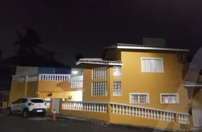 Casa com 4 quartos e 2 suítes 2 banheiros 2 vagas piscina privativa em condomínio fechado com infraestrurura em são cristóvão perto shopping