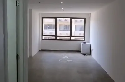 Sala comercial com 1 sala à venda em Del Castilho, Rio de Janeiro 