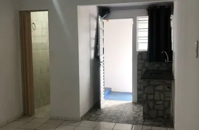 Kitnet no retiro para 1 pessoa sem pet e sem filhos