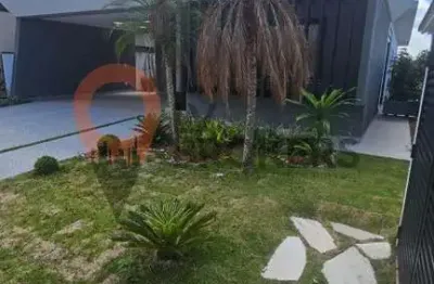 Casa terrea de luxo no condominio granja anita - mogi das cruzes-sp -