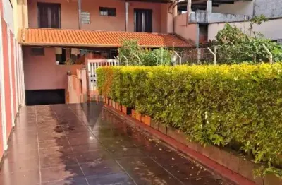 Casa à venda em suzano-sp, jardim casa branca: 3 quartos, 1 suíte, 2 salas, 3 banheiros, 12 vagas de garagem, 210m²!