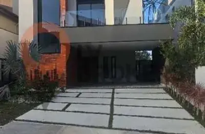 Sobrado a venda - 3 suites - piscina - condominio bella citta