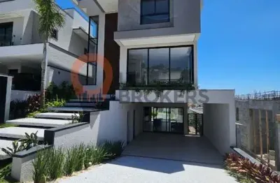 Sobrado no bella citta fazenda rodeio com elevador 3 suites piscina